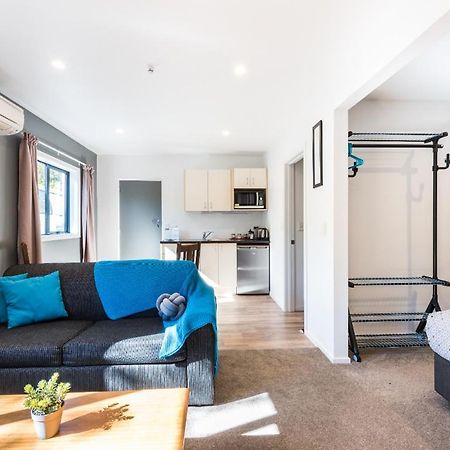 Modern Private Apartment Wanaka Bagian luar foto